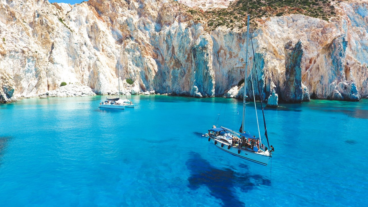 Bulsailing Com Bulsailing Com   Cyclades Milos Island 